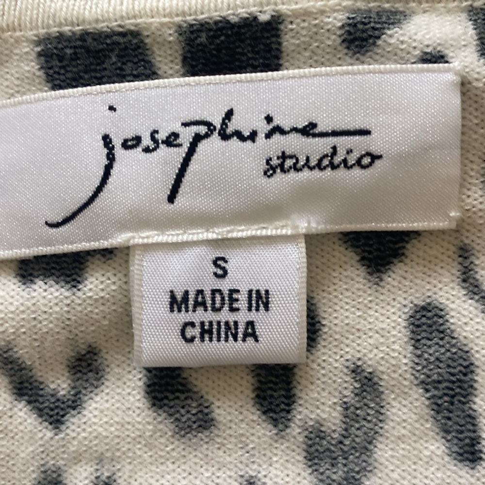 Josephine Studio Boutique Animal Print Black White Cardigan size Small - Picture 2 of 6